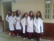 Aula no Laboratório de Química e Física