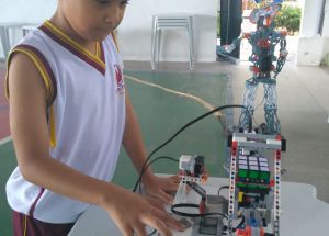 I Mostra de Robótica do Colégio Fênix 