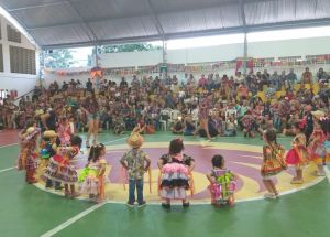 ARRAIÁ DO COLÉGIO FÊNIX