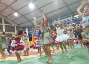 ARRAIÁ DO COLÉGIO FÊNIX