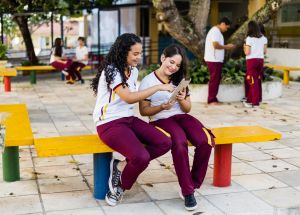 O COLÉGIO FÊNIX É REFERÊNCIA DE ENSINO E APROVAÇÃO 