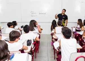O COLÉGIO FÊNIX É REFERÊNCIA DE ENSINO E APROVAÇÃO 