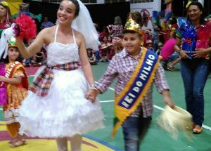 Reis e Rainhas do Milho Arraiá Colégio Fênix  2017