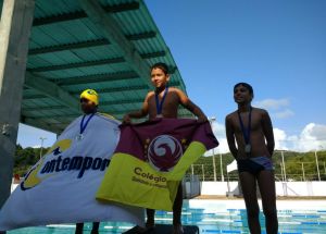 Colégio Fênix no Jerninhos