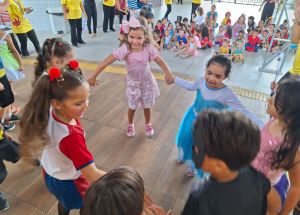 Carnaval do Colégio Fênix