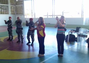 APRESENTAÇÃO DA POLICIA MILITAR
