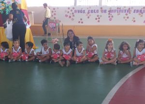 COMEMORAÇÃO DO DIA DO VOVÔ E DA VOVÓ